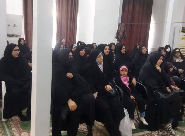 برگزاری جلسه آموزشی در پایگاه ام البنین با موضوع جمعیت و جوانی جمعیت