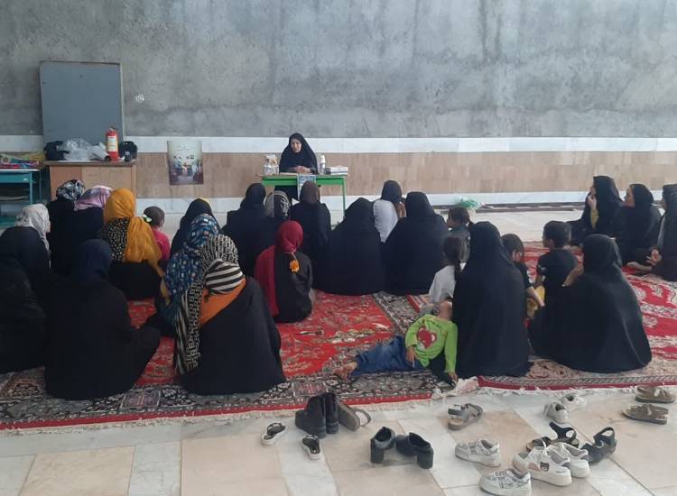 نشست تخصصی ارتباط با فرزندان با محوریت آسیب های اجتماعی
