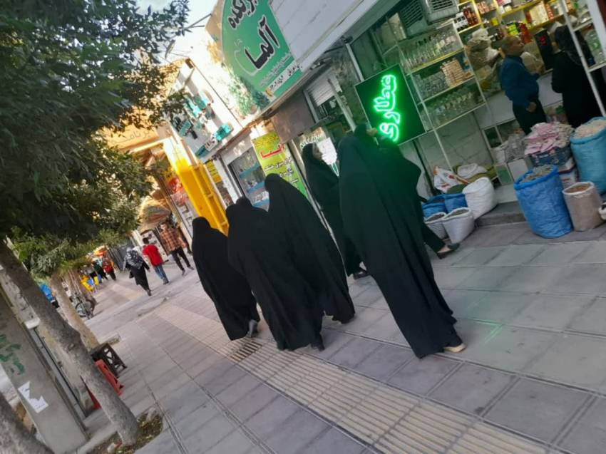 اجرای برنامه یکشنبه زهرایی در سطح شهر